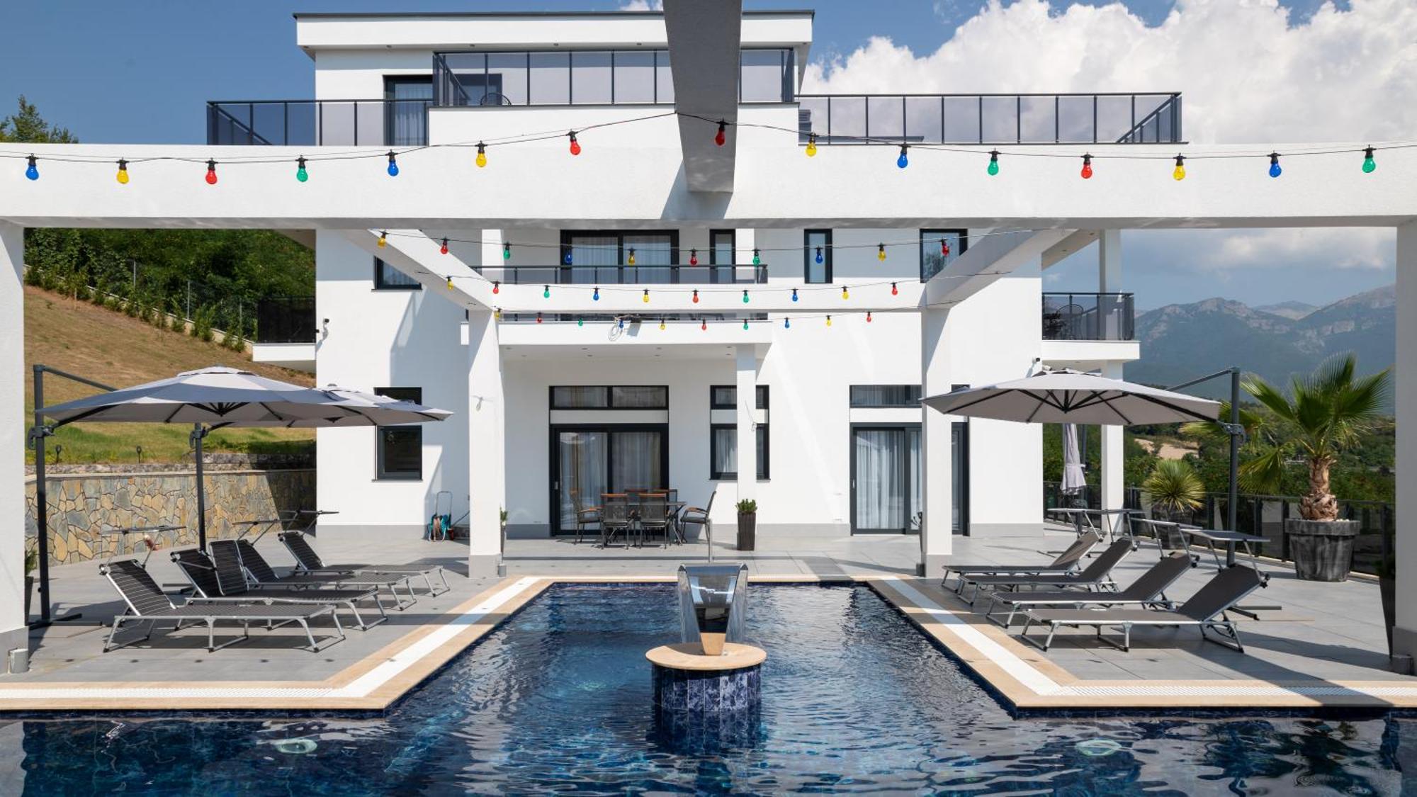 Bed and Breakfast White House Radac Peja Экстерьер фото